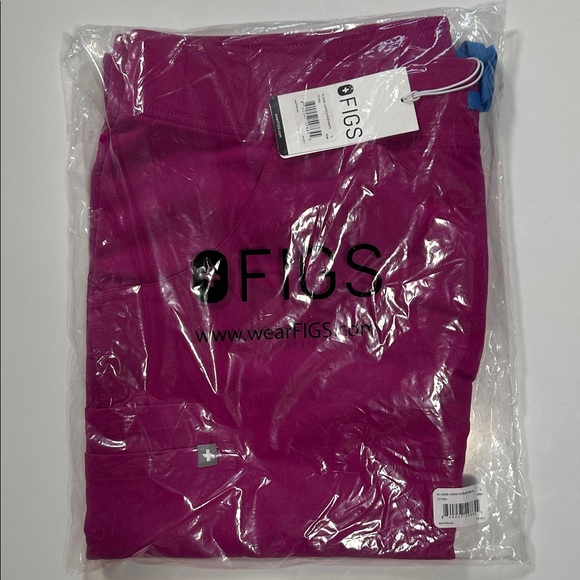 Figs Raspberry L scrubs - Picture 3 of 3